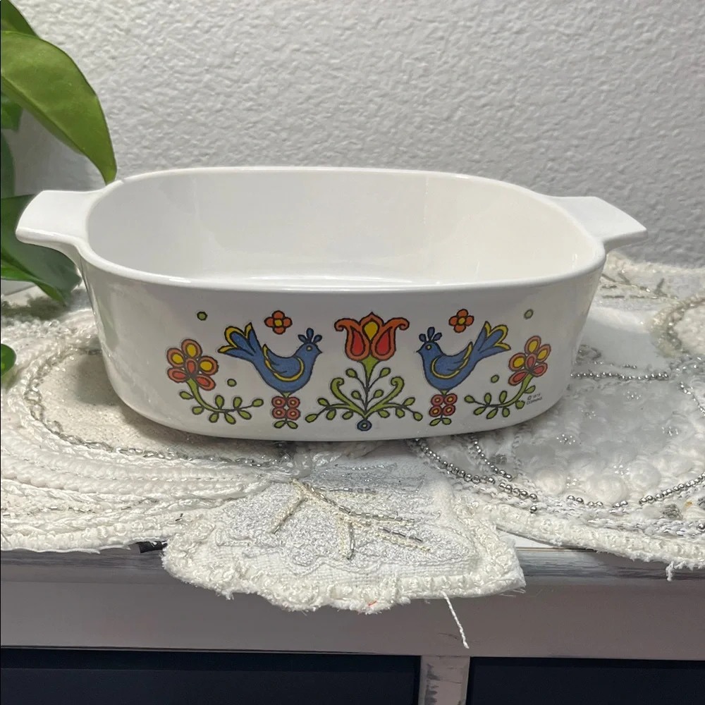 Vintage Corningware Bluebird Country Festival Casserole Dish A-2-B